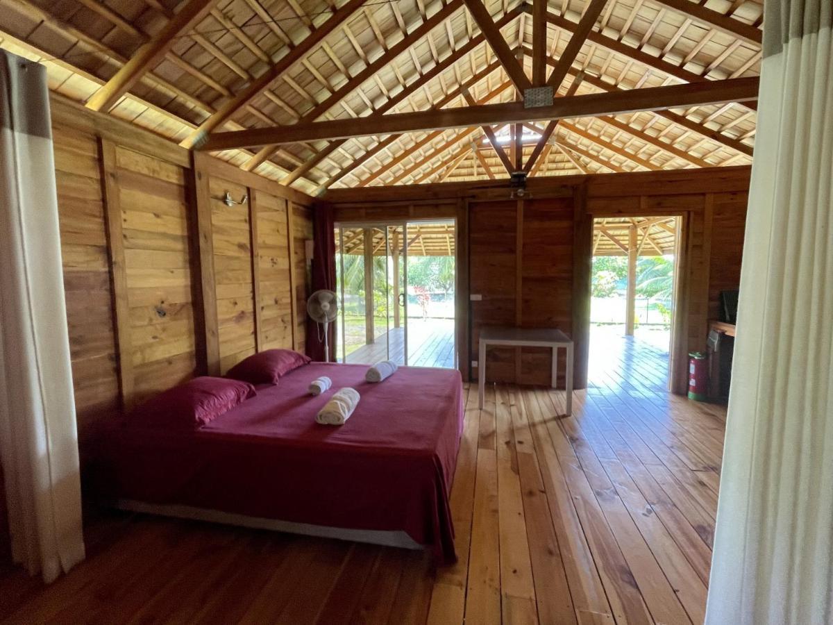 Raiatea - Orion Hoe Bungalow Uturoa Exterior photo